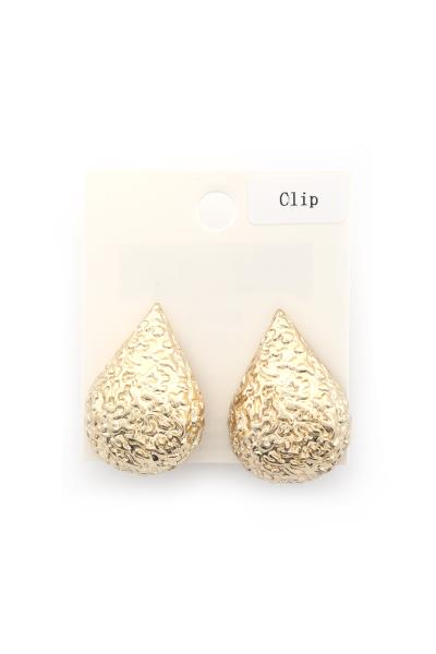 HAMMERED METAL TEARDROP CLIP METAL EARRING