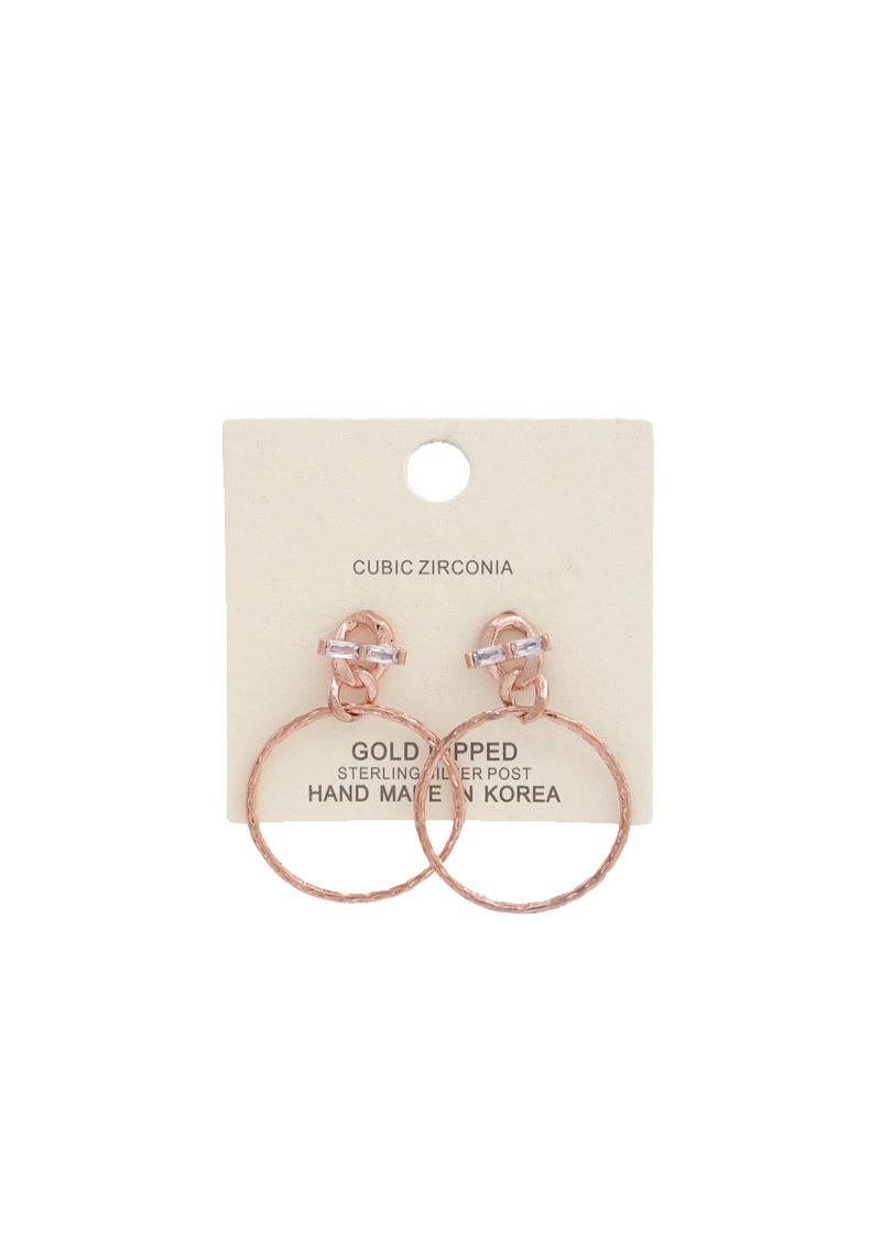 CHAIN TEXTURE METAL HOOP DANGLE EARRING