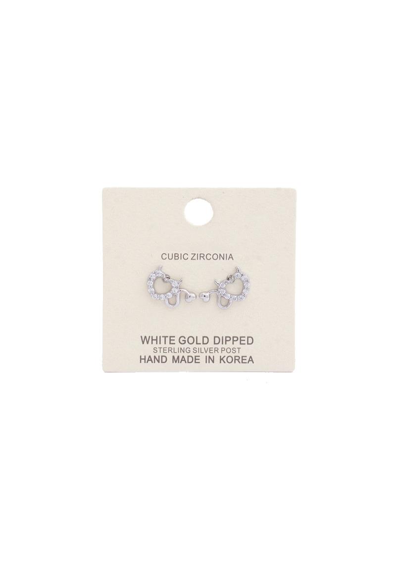 DAINTY DEVIL HEART RHINESTONE STUD EARRING