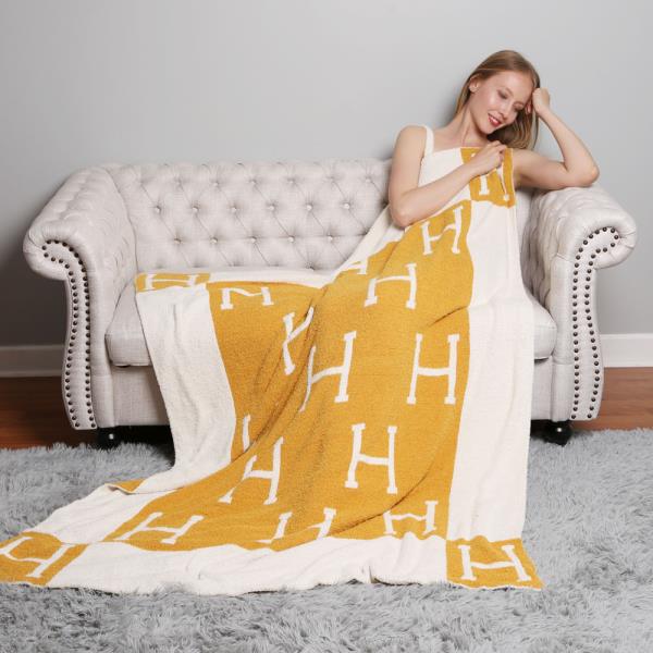 FASHION TWO TONE MICROFIBER BLANKET
