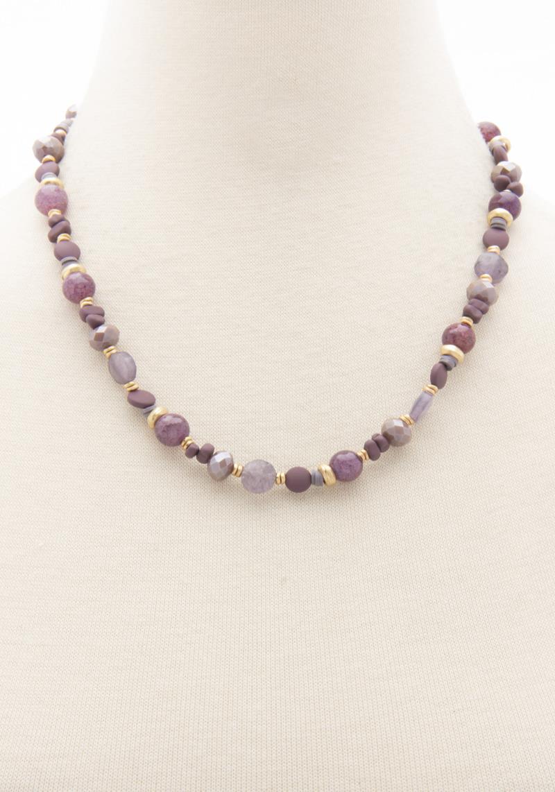 GLASS BEADED NECKLACE