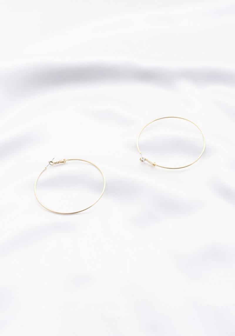 SODAJO THIN METAL HOOP EARRING