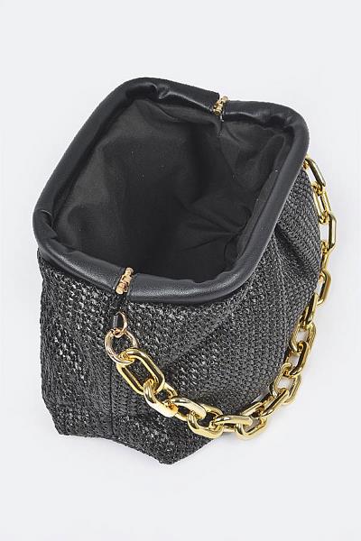 STRAW FRAME WITH LINK CHAIN BAG