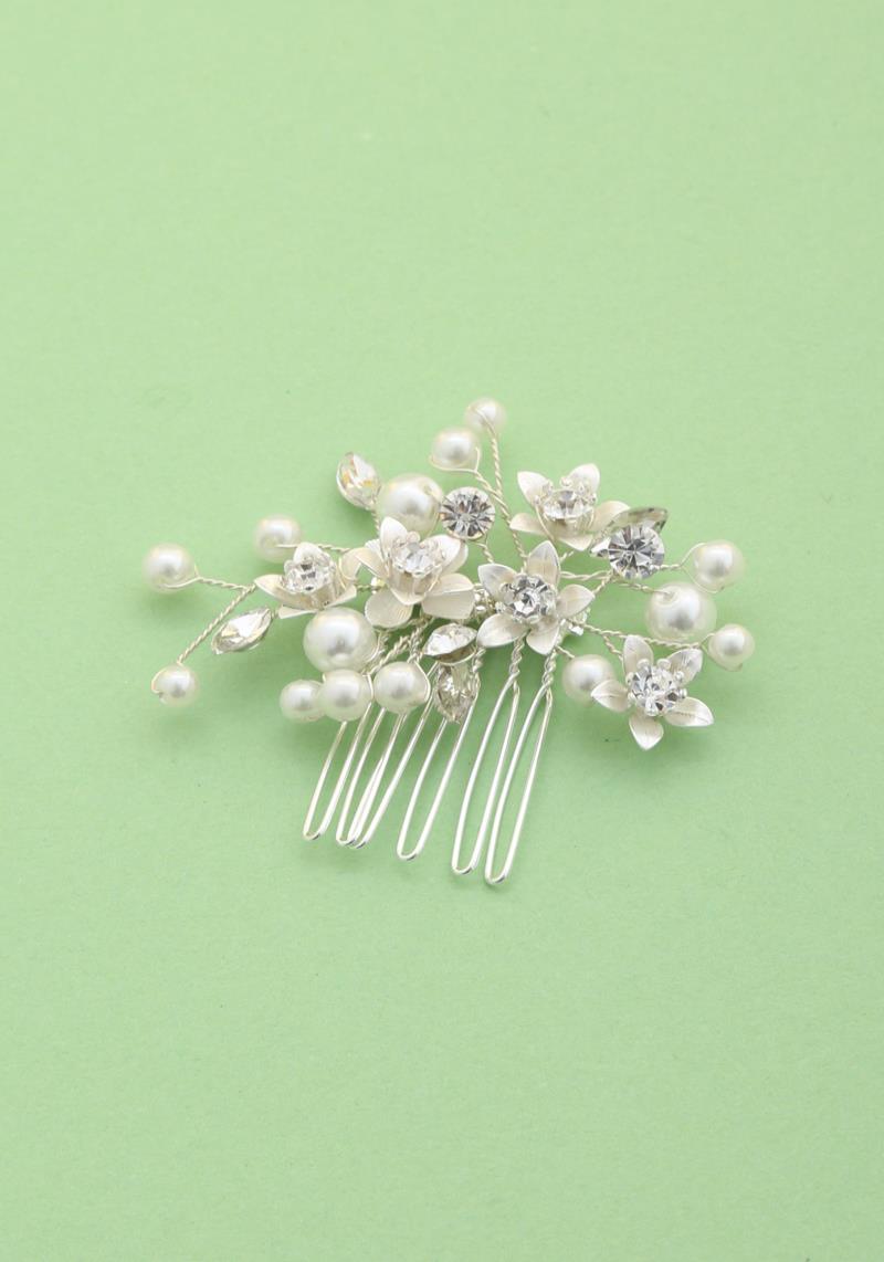 FLOWER PEARL HAIR COMB