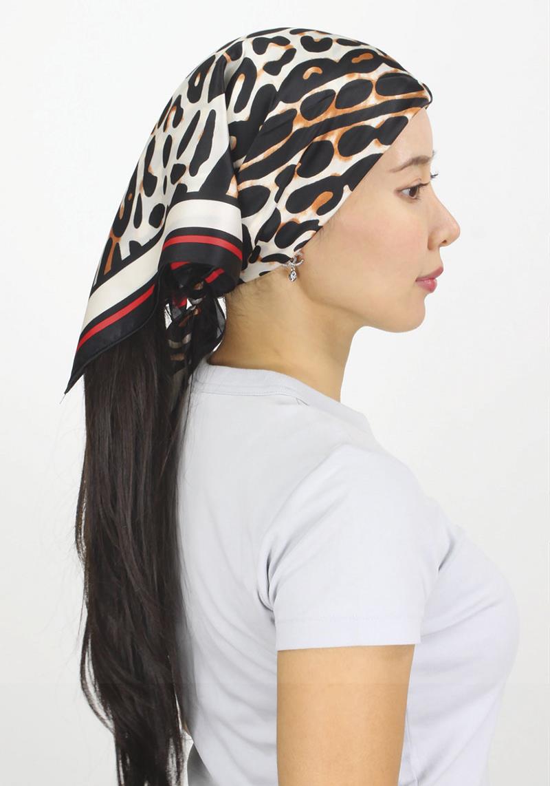 FASHION LEOPARD NECK SCARF