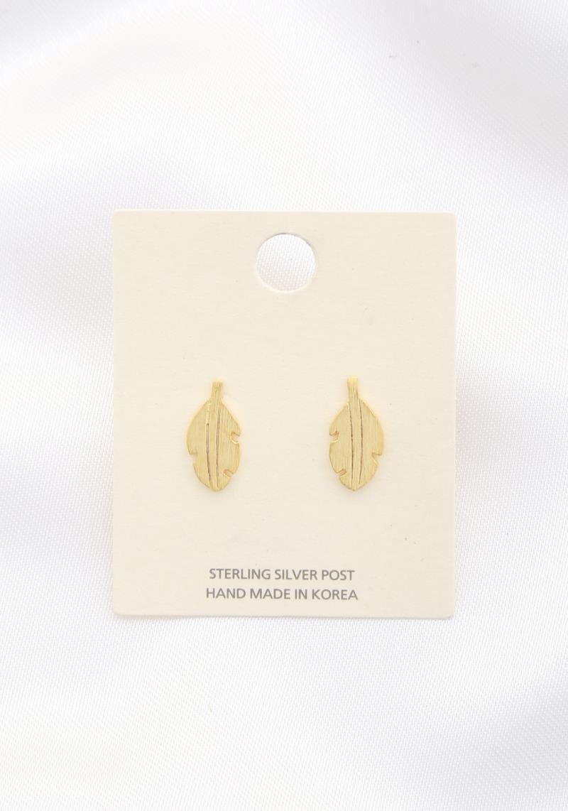 FEATHER STUD EARRING