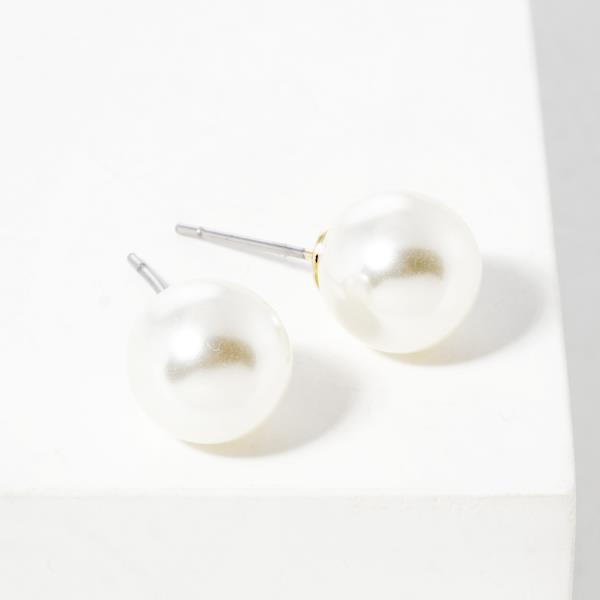PEARL BEAD STUD EARRING
