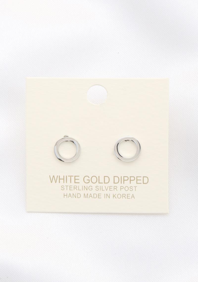 CUT OUT CIRCLE METAL EARRING