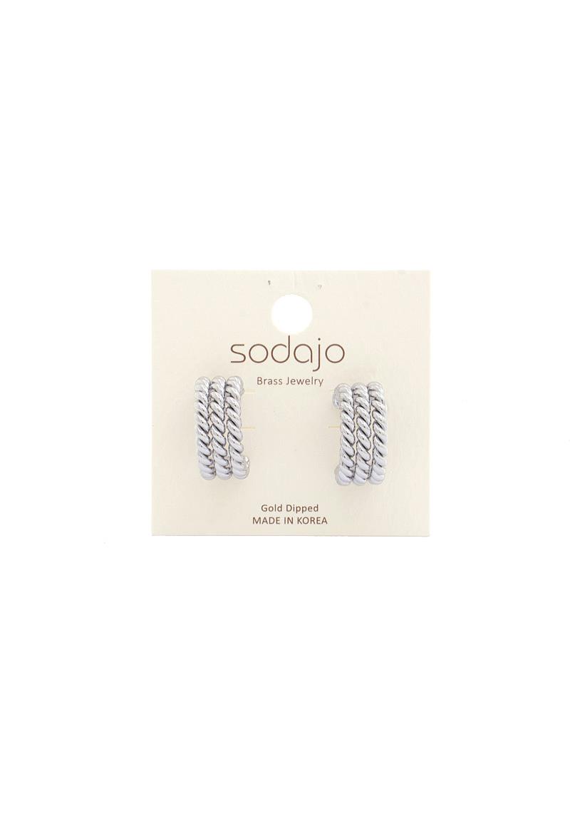 SODAJO TRIPLE LOOP OPEN CIRCLE EARRING