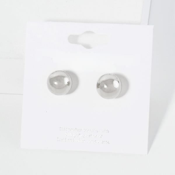 METAL BALL STUD EARRING
