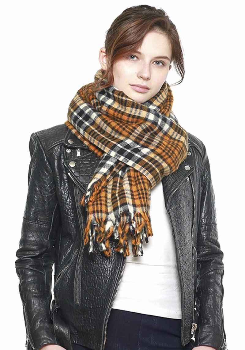 Trendy Check Warm Scarf