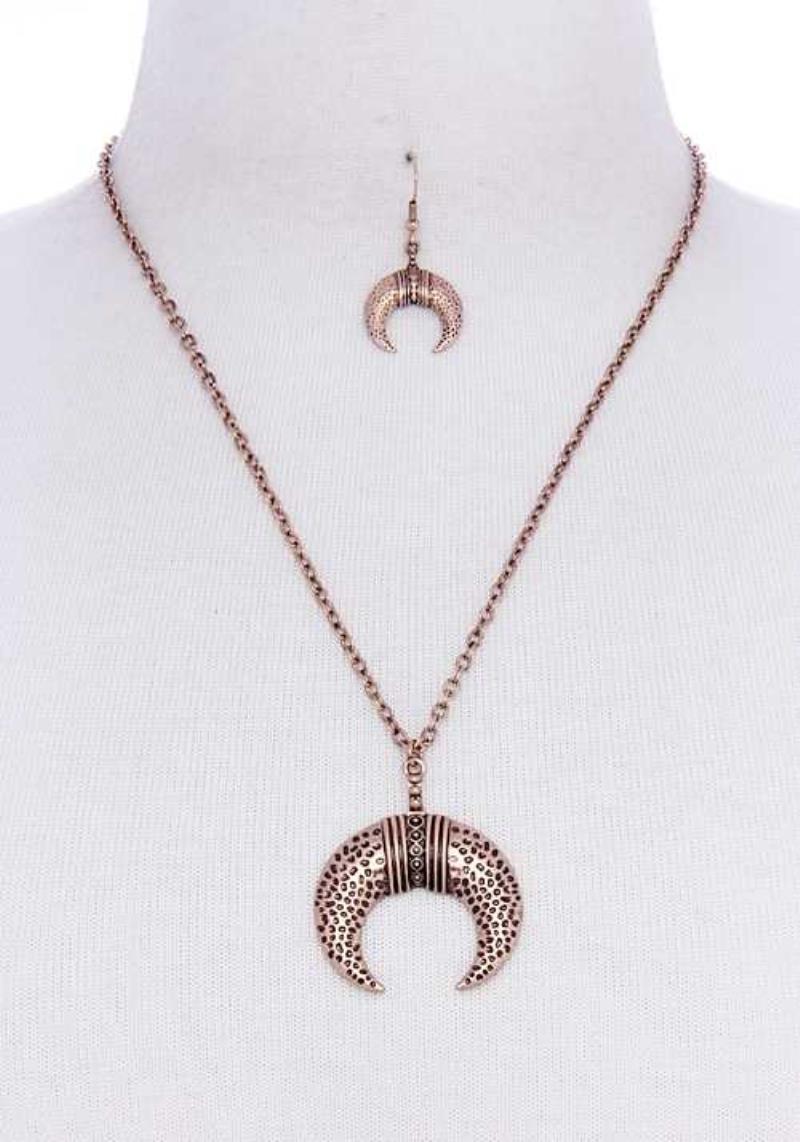 FASHION CRESCENT MOON PENDANT NECKLACE AND EARRING SET