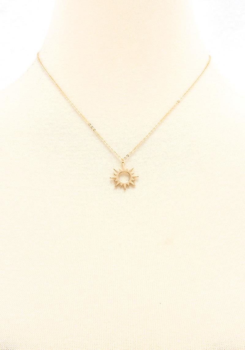 FASHION SUN PENDANT NECKLACE