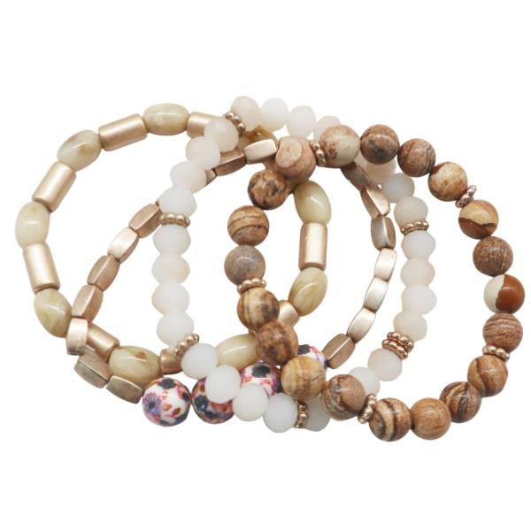 FLORAL BEADED BRACELET