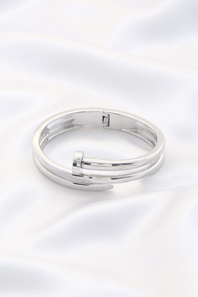 NAIL SHAPE METAL BRACELET