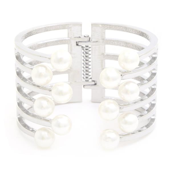 GOLD PLATED METAL PEARL CUFF BRACELET