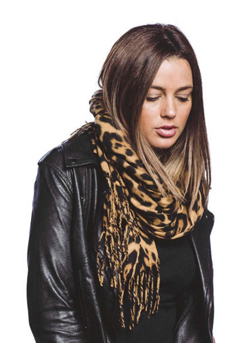 LEOPARD PRINTED SOFT OBLONG SCARF