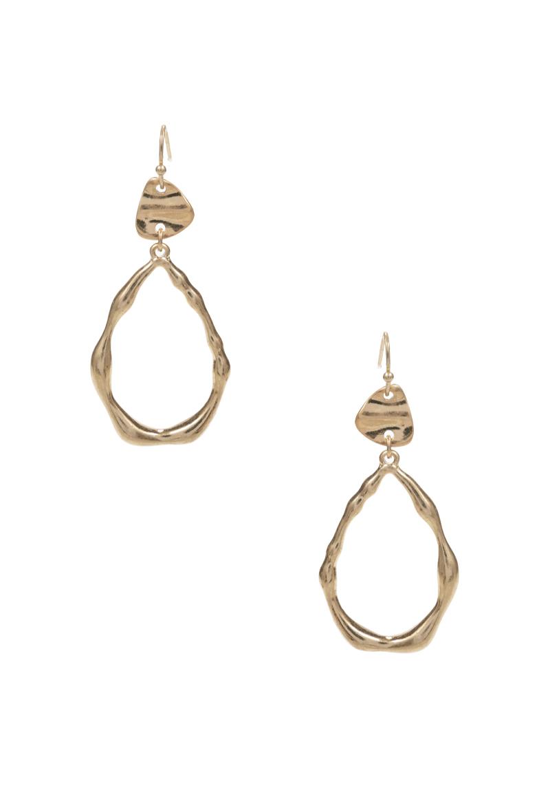 METAL CRUSHED TEARDROP DANGLE EARRING
