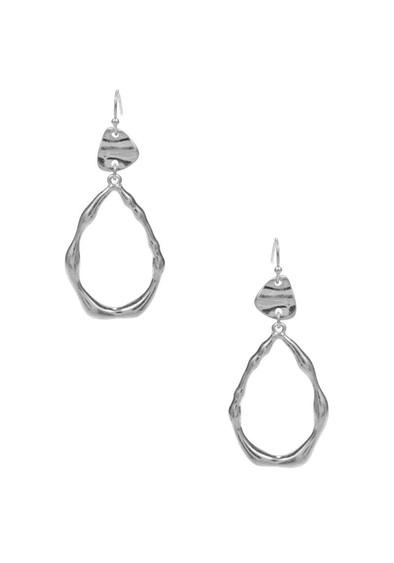METAL CRUSHED TEARDROP DANGLE EARRING
