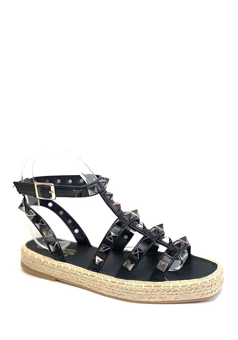 SPIKE STUD DESIGN BUCKLE SANDALS