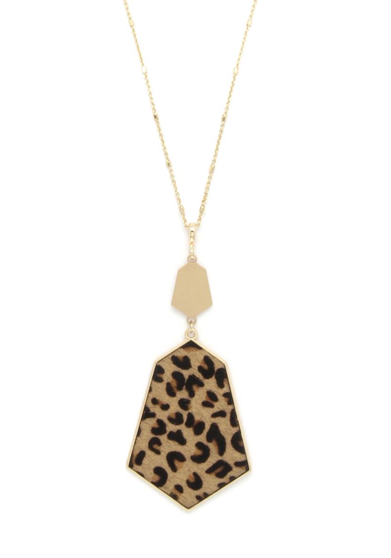 FAUX FUR ANIMAL PRINT PENDANT NECKLACE
