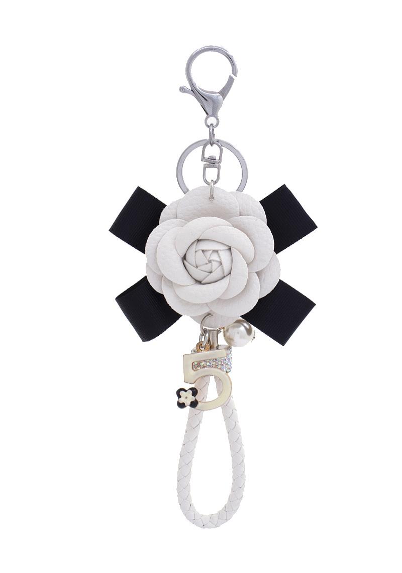 FLOWER NUMBER 5 KEYCHAIN