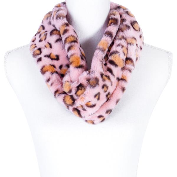 TRENDY FAUX FUR LEOPARD PRINT SNOOD