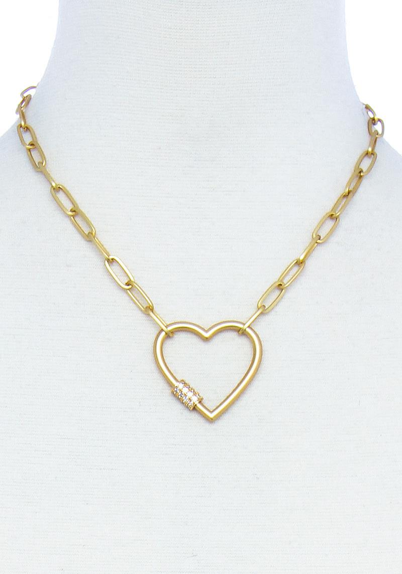 METAL HEART PENDANT NECKLACE