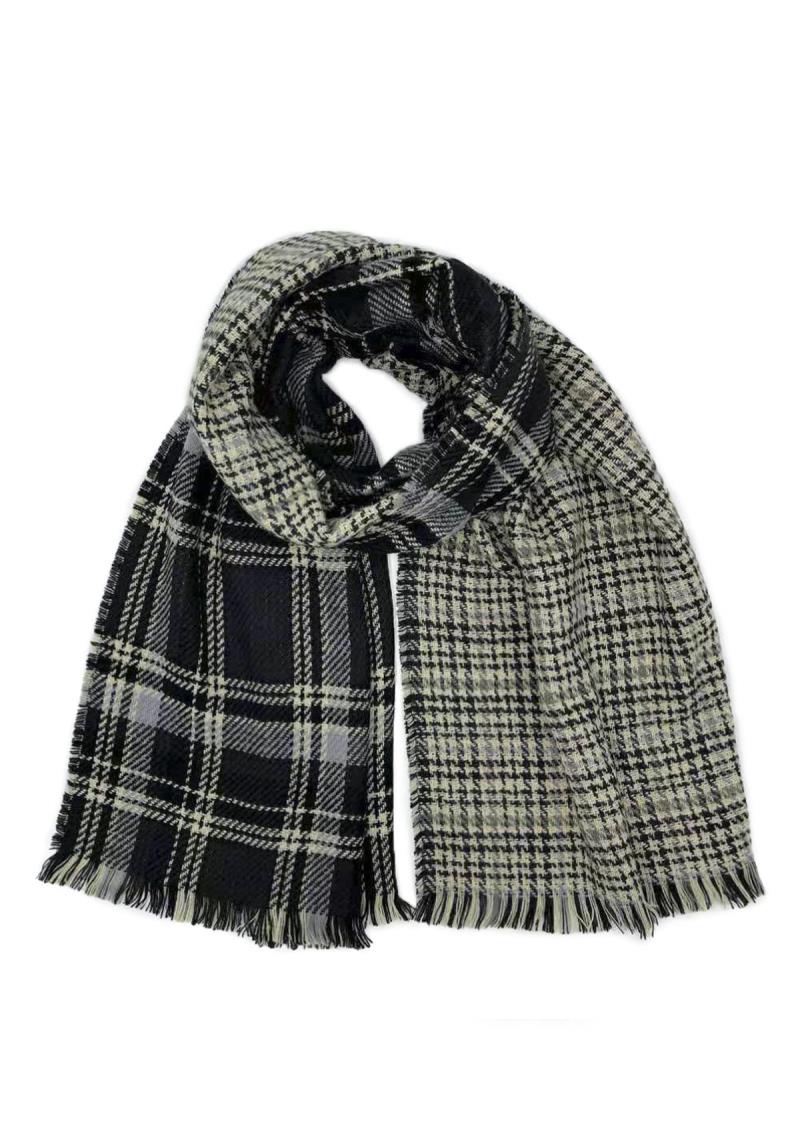 REVERSIBLE PLAID SCARF WITH FRAYED EDGE