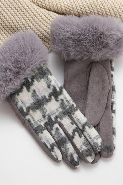 BIG HOUNDSTOOTH WITH FAUX FUR GLOVES