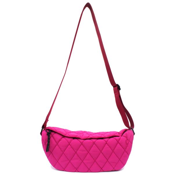 QUILTED CUSHION ZIPPER CROSSBODY BAG