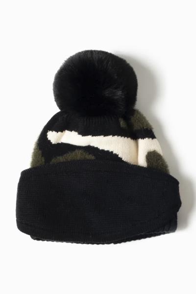 MASK SHIELD POMPOM HAT