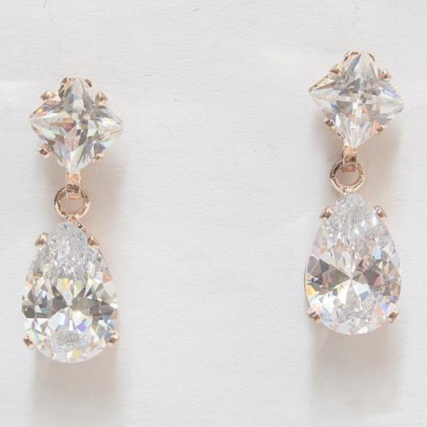 TEARDROP RHINESTONE DANGLE EARRING