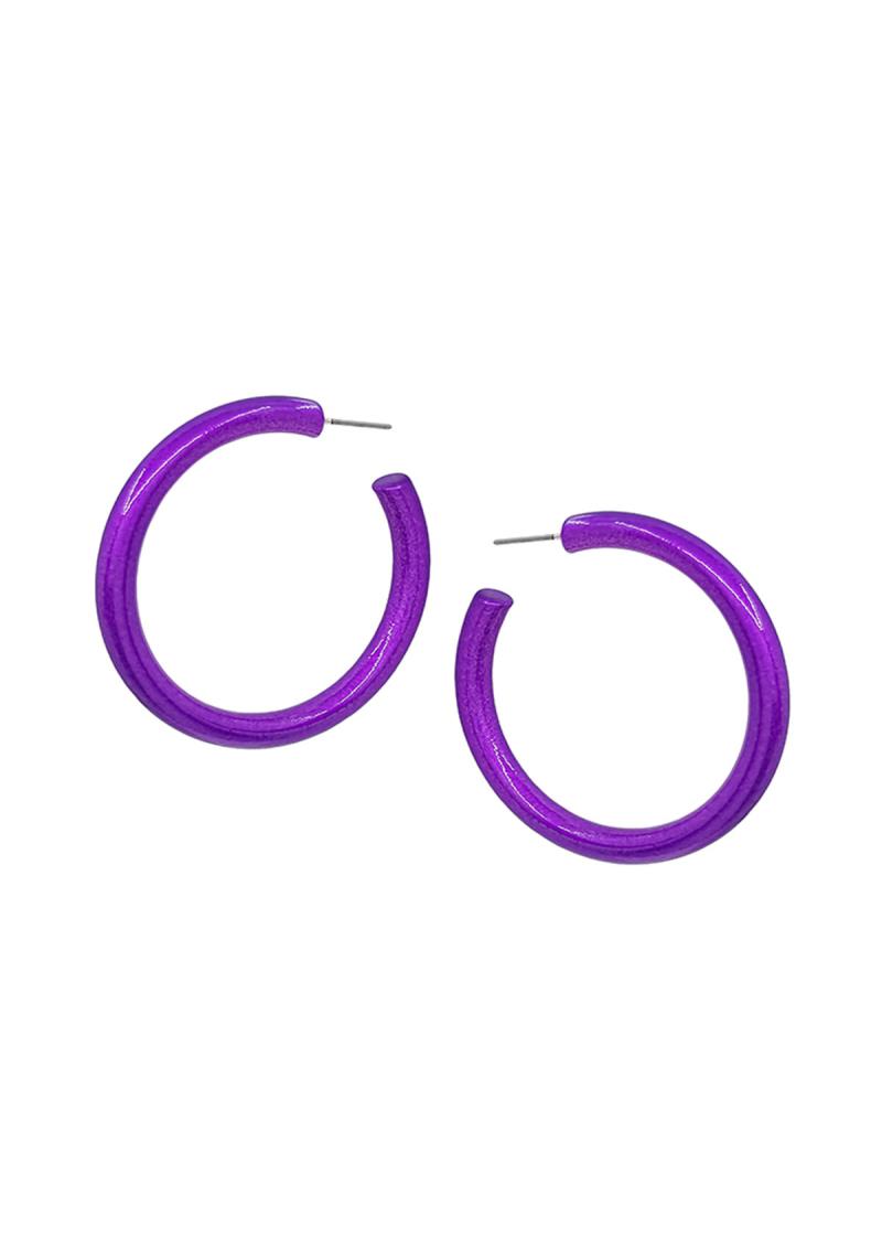 METALIC COAT HOOP EARRING