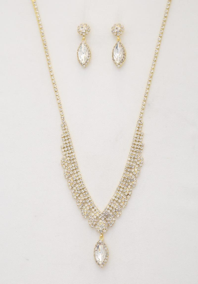 MARQUISE CRYSTAL NECKLACE