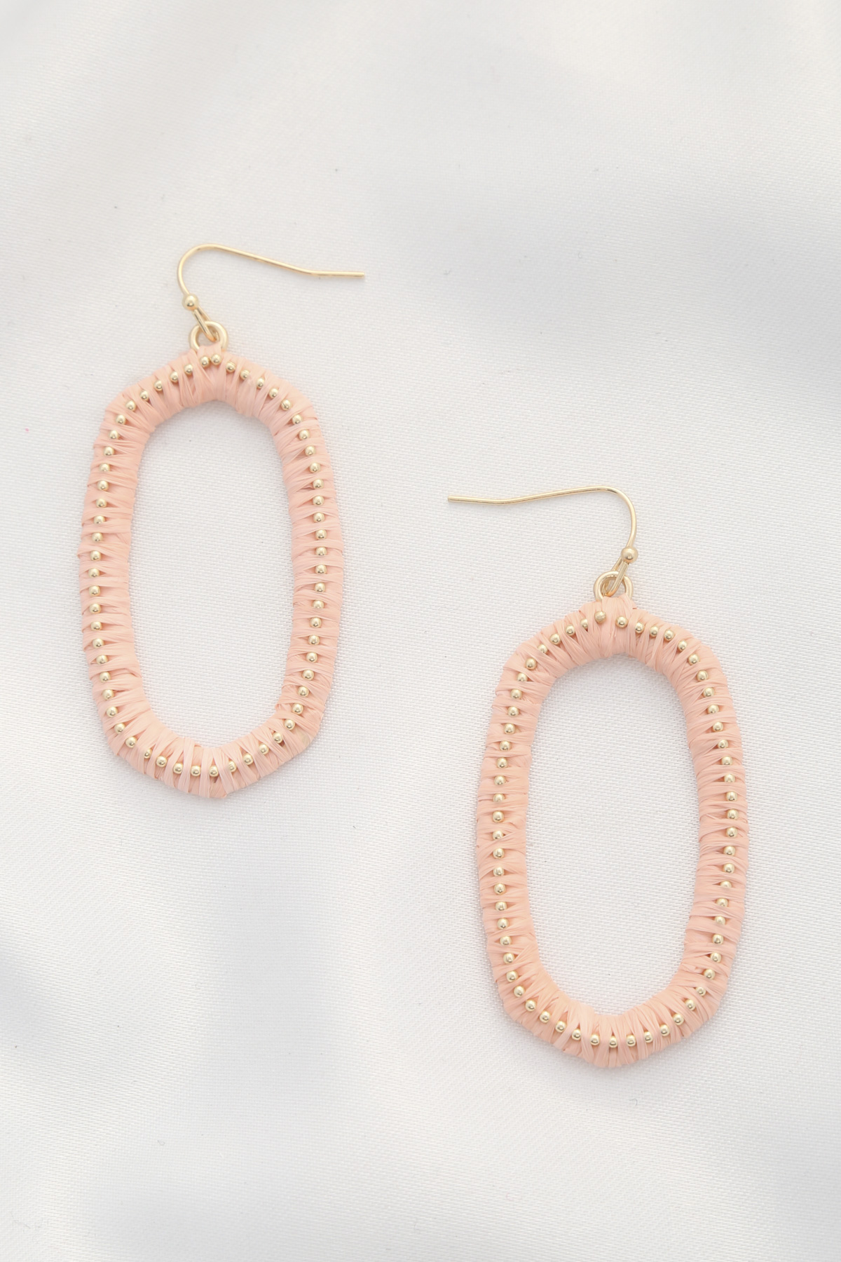 OVAL DANGLE EARRING