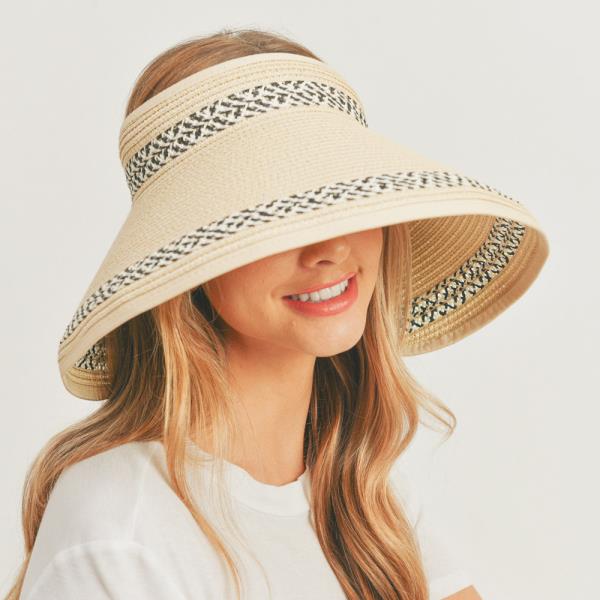 TWO PATTERNS LINE ROLL UP SUN VISOR.
