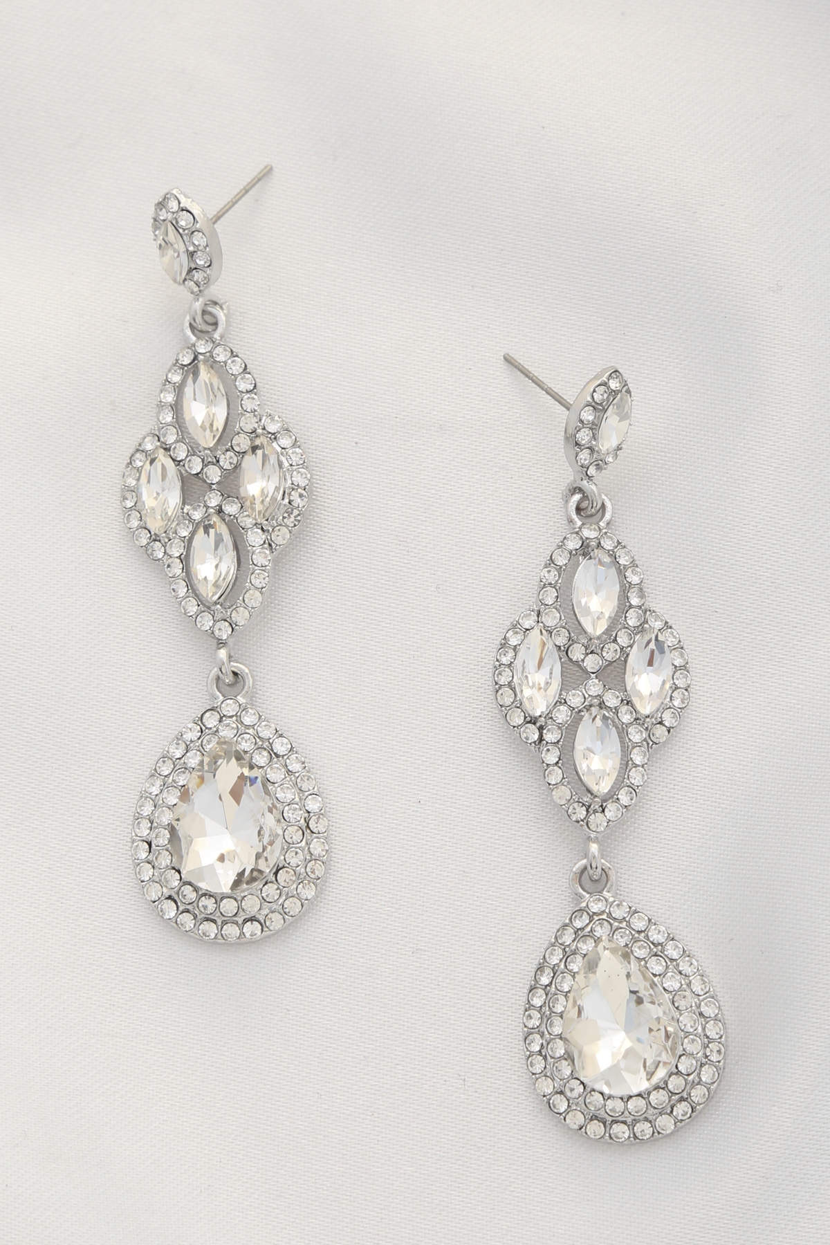TEARDROP RHINESTONE DANGLE EARRING