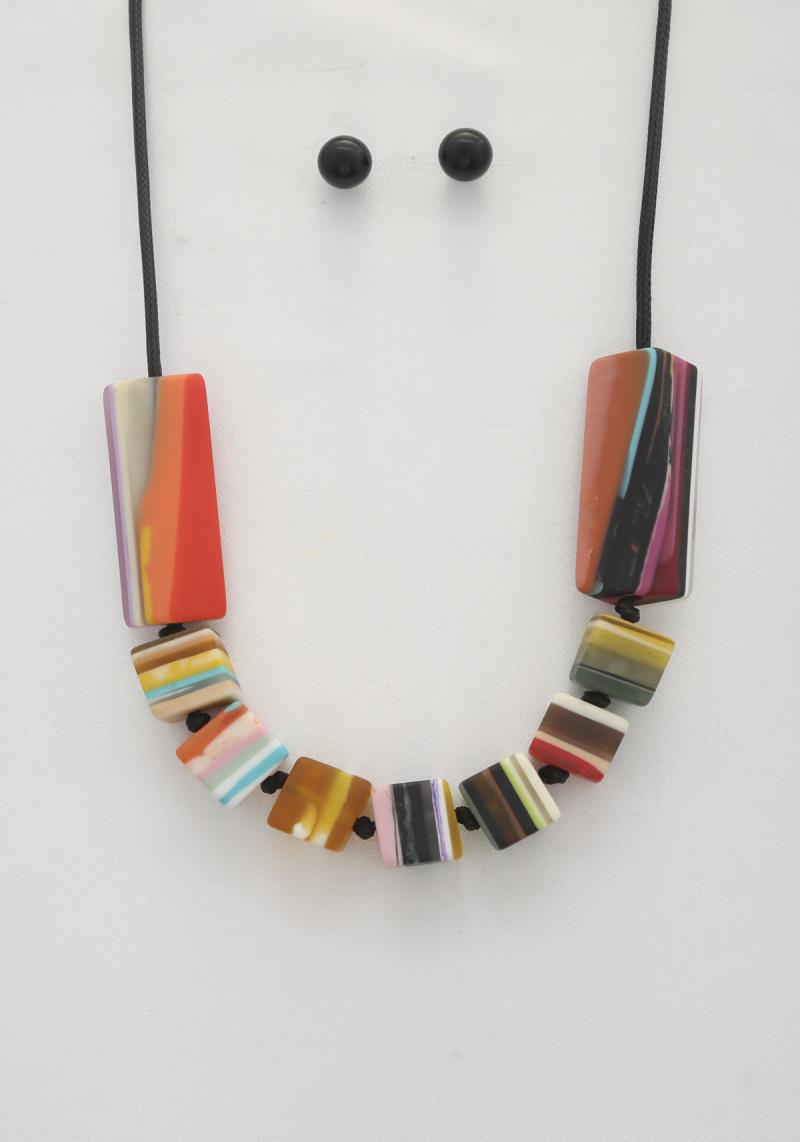 COLORFUL RECTANGLE CUBE NECKLACE