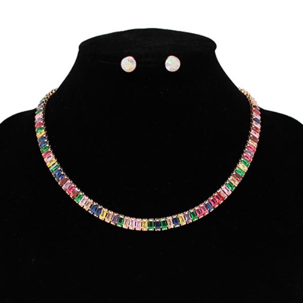 CRYSTAL METAL NECKLACE