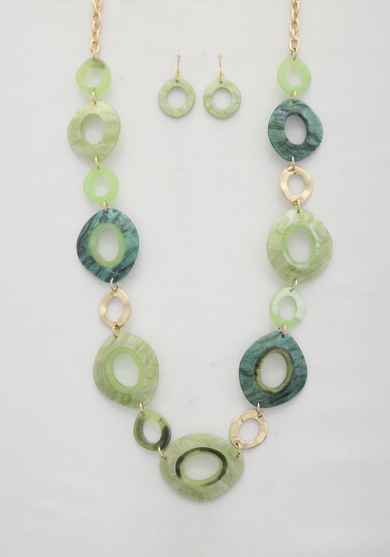 TWO TONE OVAL LINK ACRYLIC NECKLACE