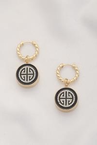 GREEK PATTERN TWISTED HUGGIE EARRING