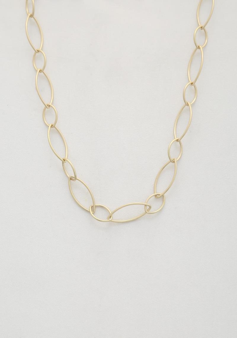 OVAL LINK METAL NECKLACE