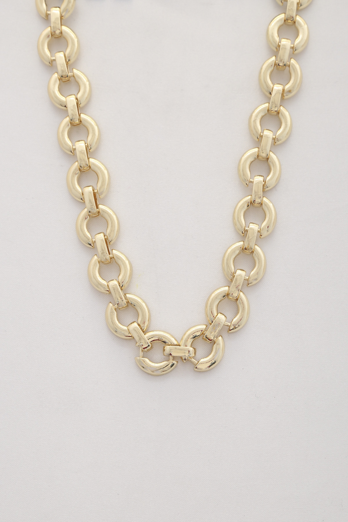 CHUNKY CIRCLE METAL NECKLACE