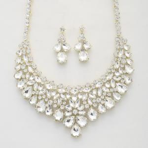 FLOWER TEARDROP PAVE BIB NECKLACE