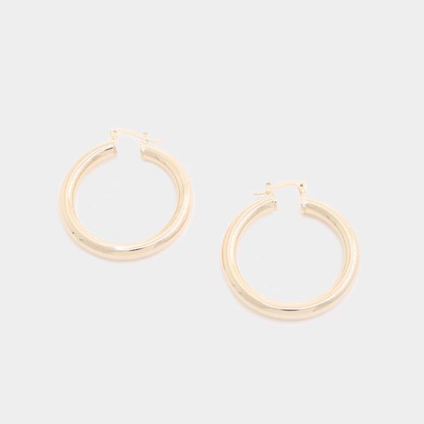 METAL HOOP EARRING