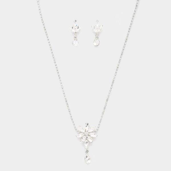 FLOWER RHINESTONE NECKLACE