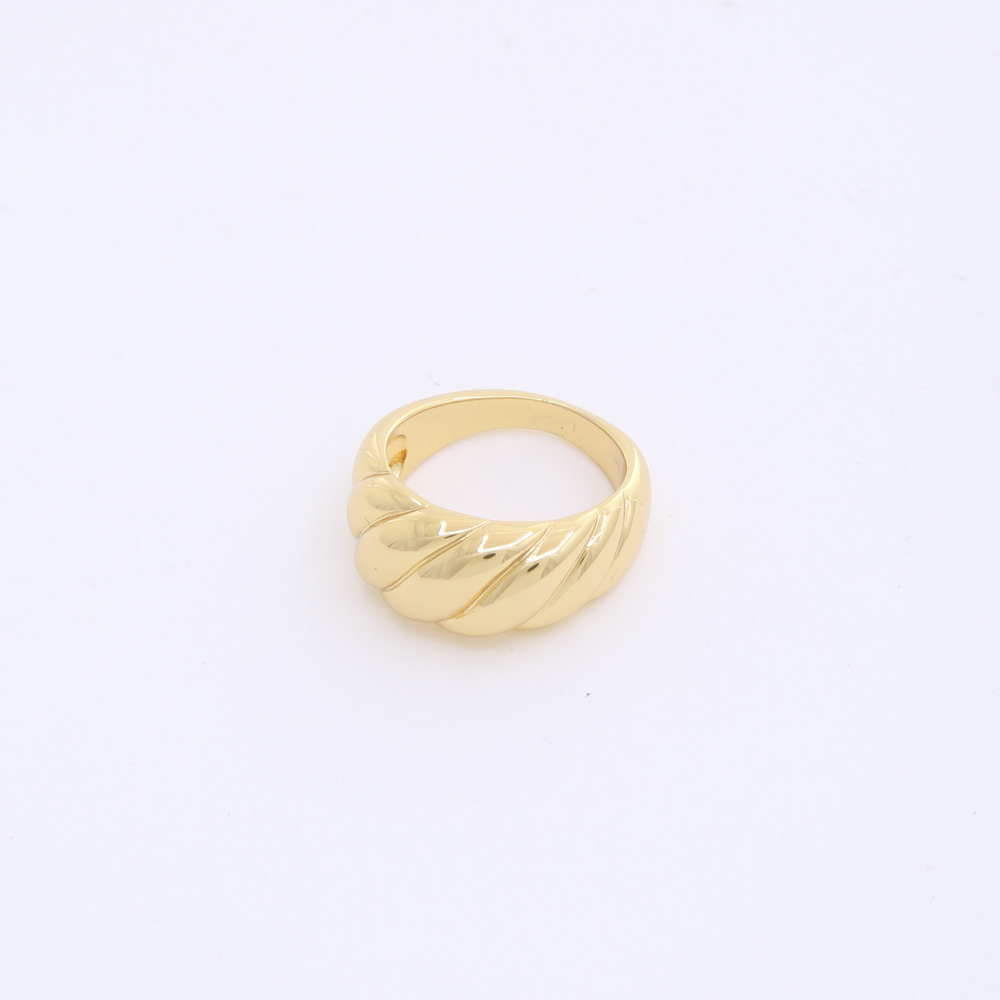 CROISSANT 18K GOLD DIPPED RING