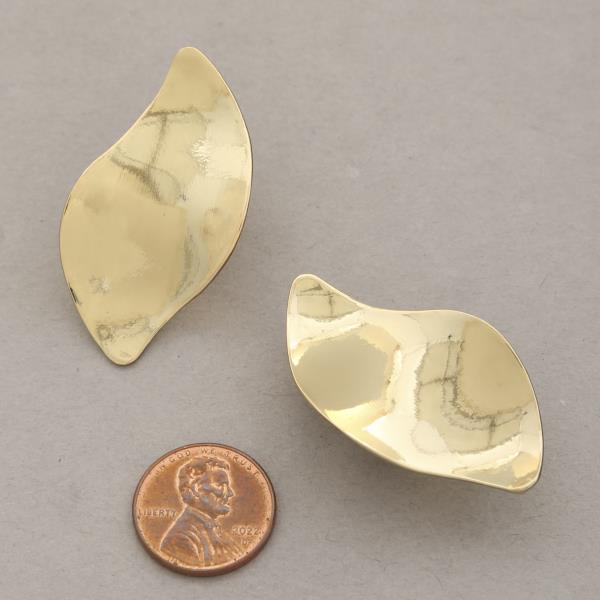 METAL EARRING
