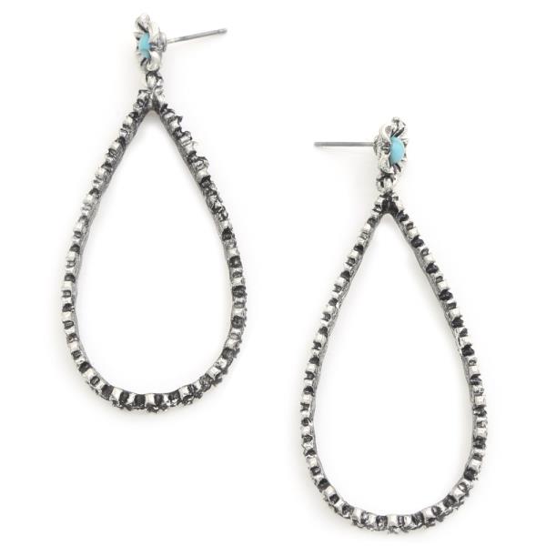 TEARDROP DANGLE EARRING